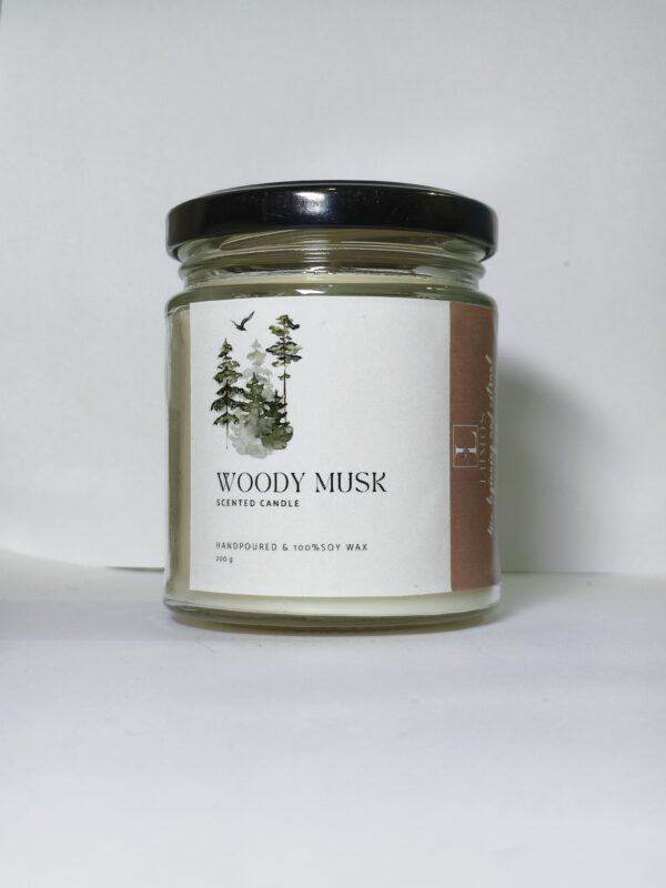 Woody Musk 200g Jar Scented Candle