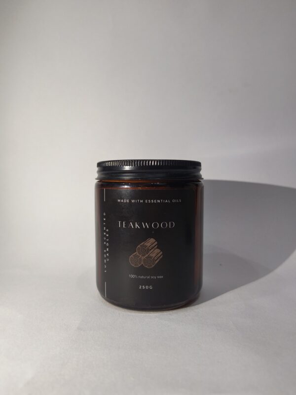 Teakwood 250g Jar Scented Candle